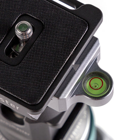 ProMaster iota 219 Ultralightweight Tabletop Tripod Kit - Carbon Fiber   - Image 10