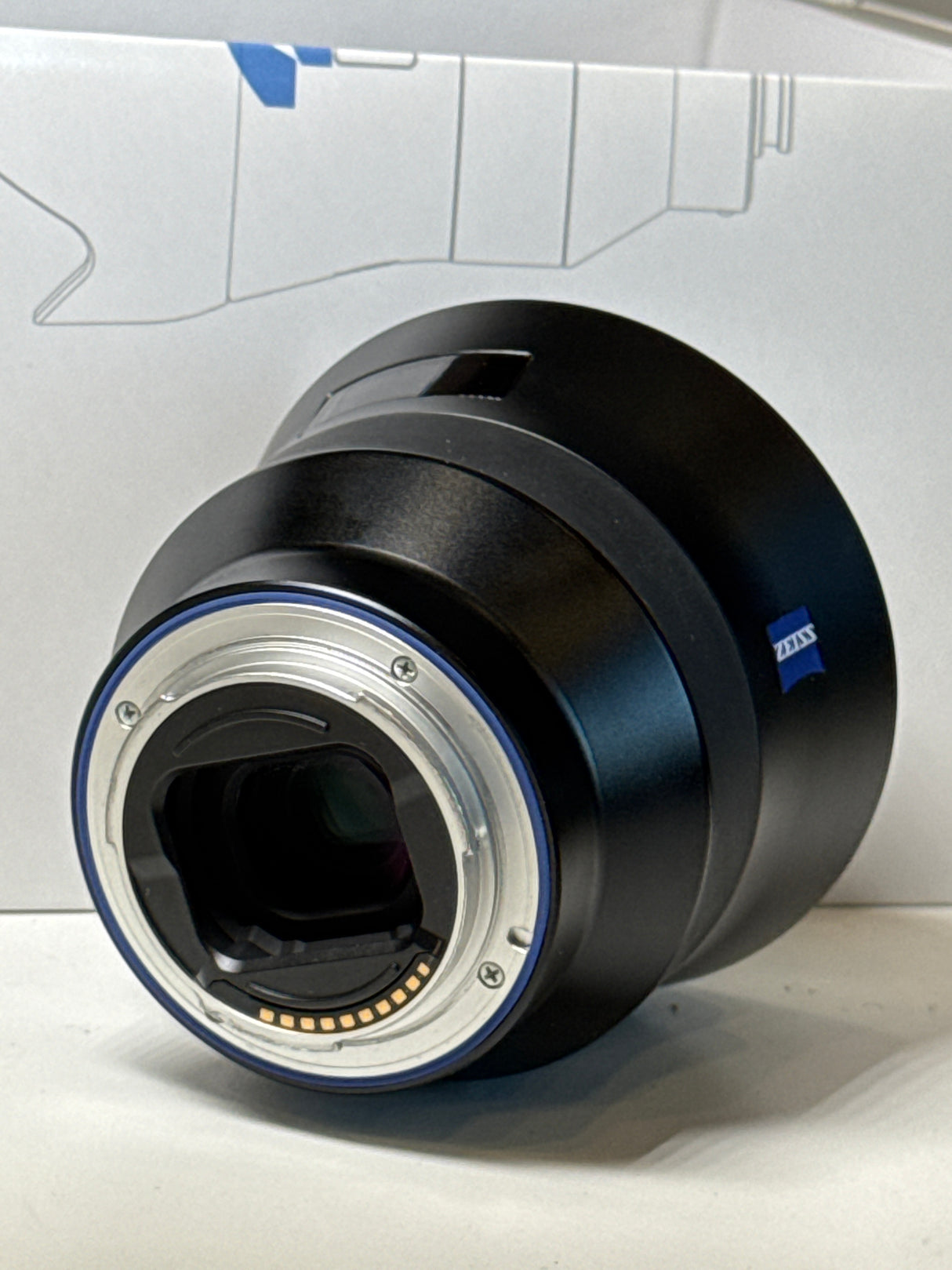 (USED) Zeiss Batis 18mm F1.8 Lens