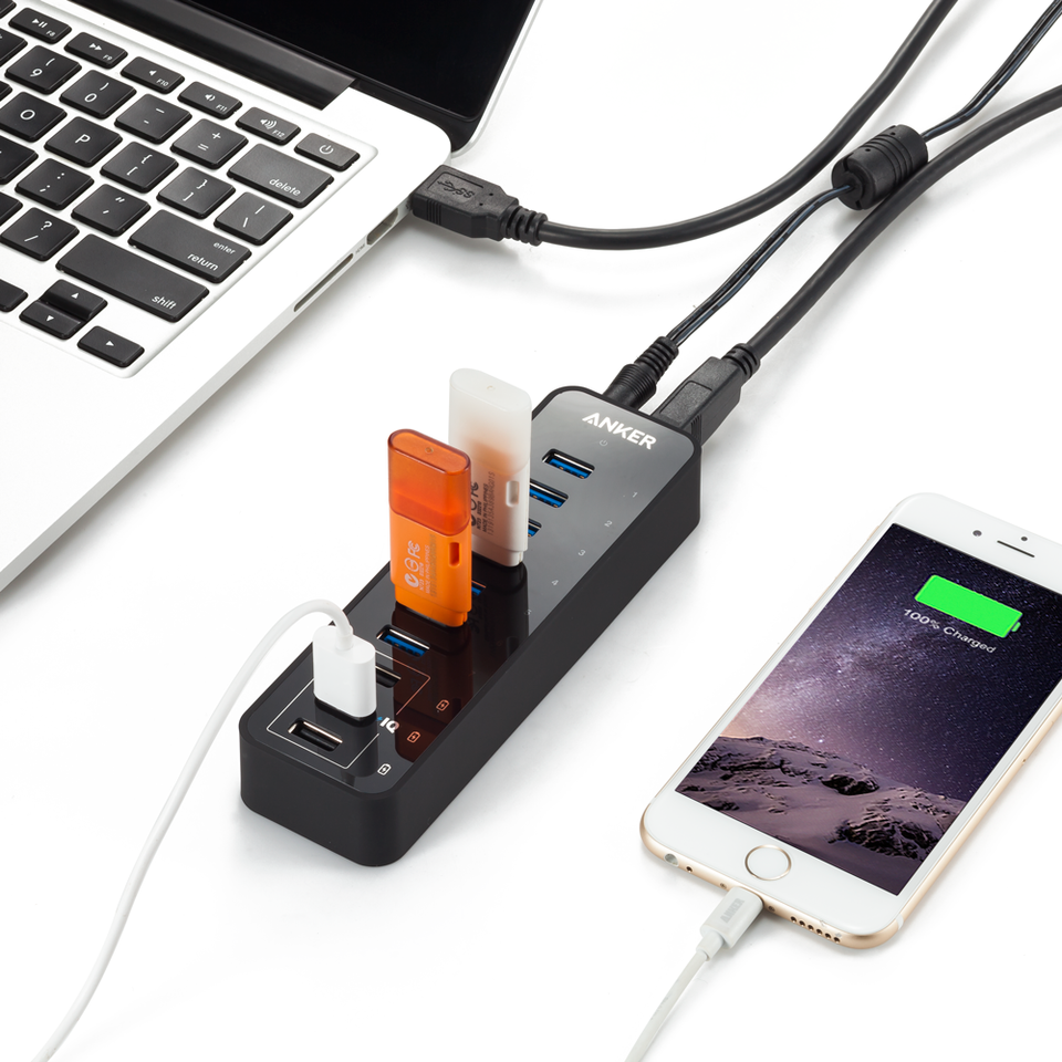 Anker Data Hub & SD Card Reader - Thumbnail 5