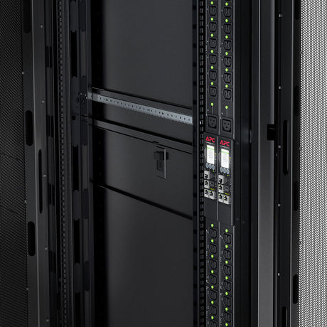 APC Rack PDU 9000 Switched ZeroU 32A 230V