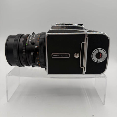 (Used) Hasselblad 500C/M & A12 Back with Hasselblad Carl Zeiss 4/50 Distagon T* Lens