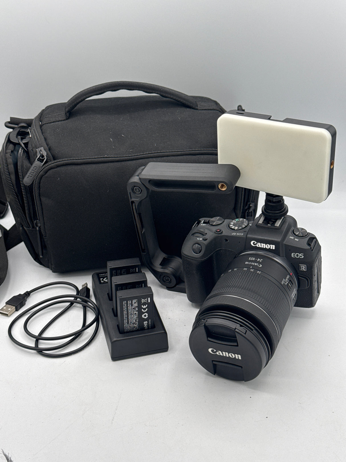 Used Canon EOS RP with 24-105mm IS STM Lens Bundle