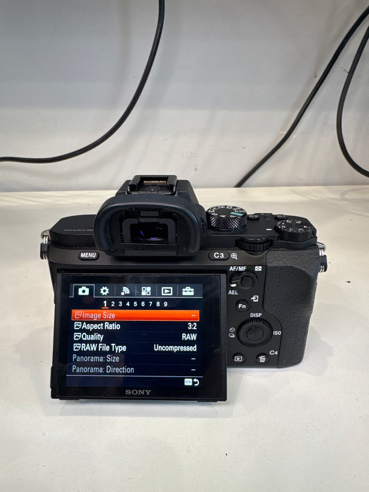 (USED) Sony A7 II (29,000 Shutters)