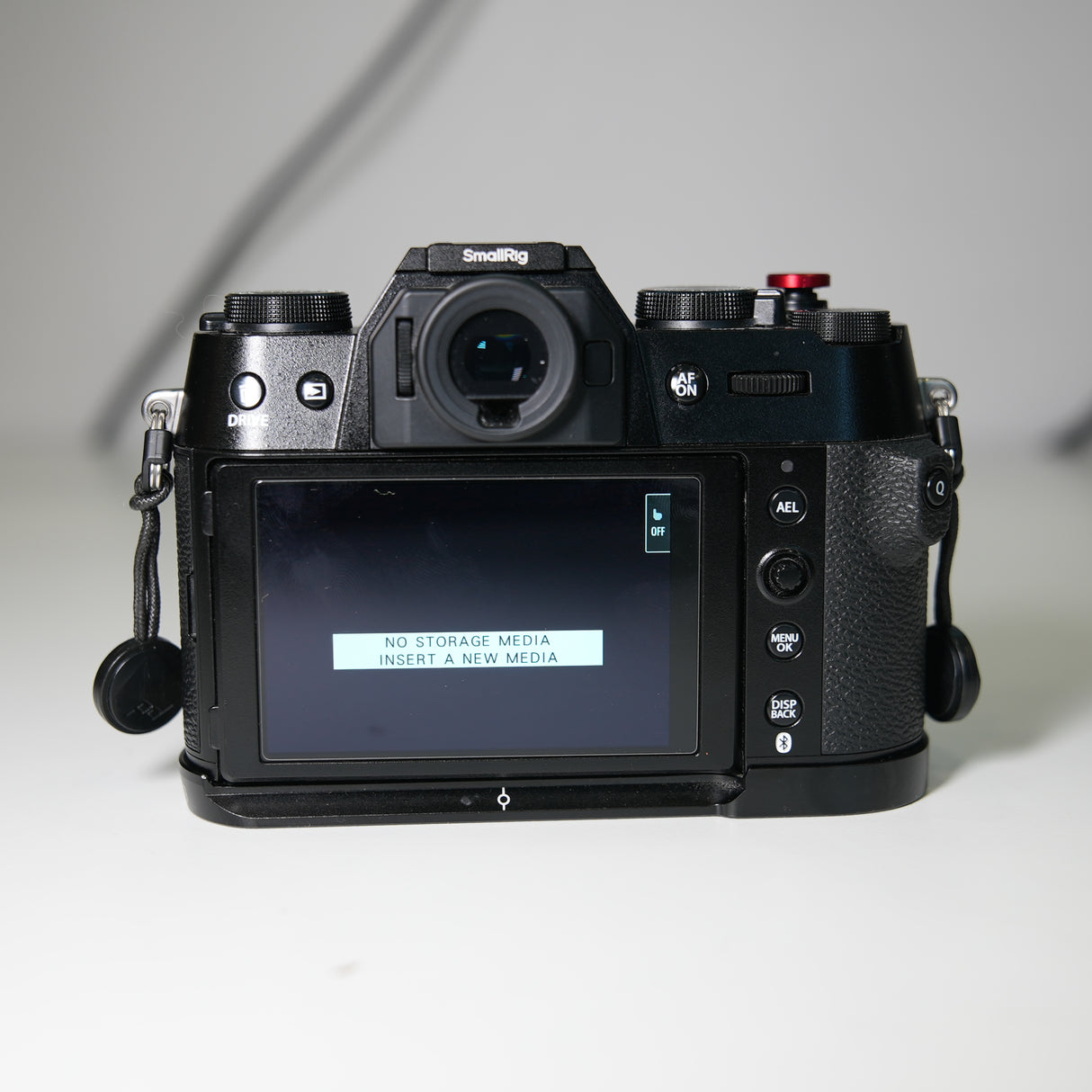 (USED) Fujifilm X-T50 Mirrorless Camera (Black) with Super EBC XF 35mm f/2 R WR Lens