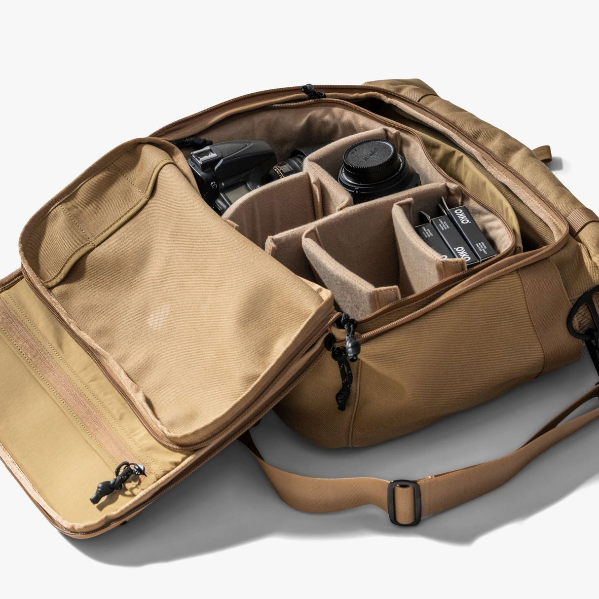 Weekender Flight Bag With Camera Cube