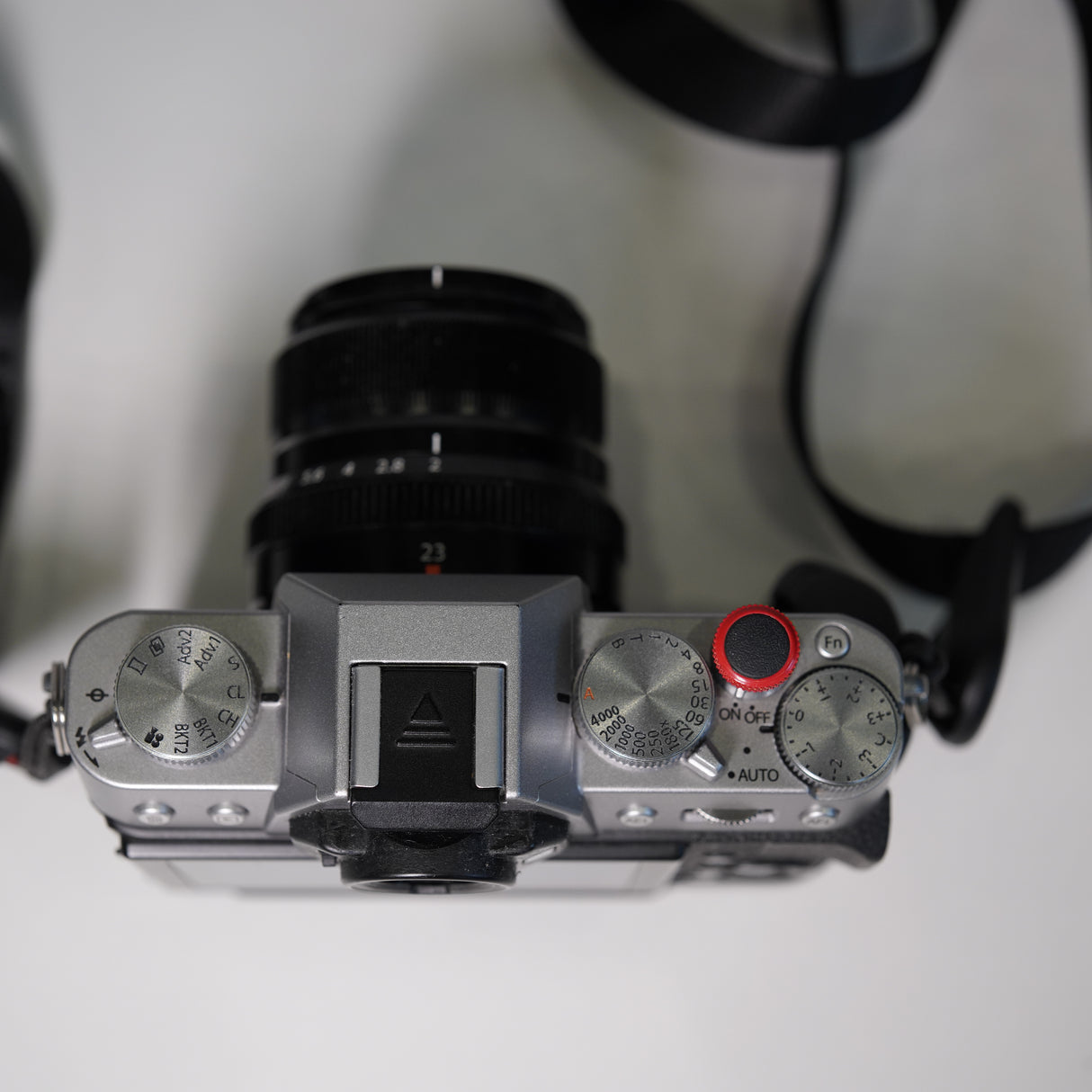 (USED) Fujifilm X-T20 with 23mm F2 R WR Lens