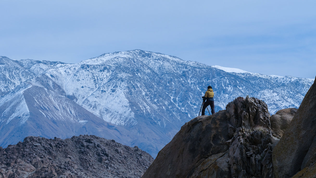 Tilta CT08 75mm Cine Fluid Head with 3-Stage Carbon Fiber Tripod Legs (8KG)