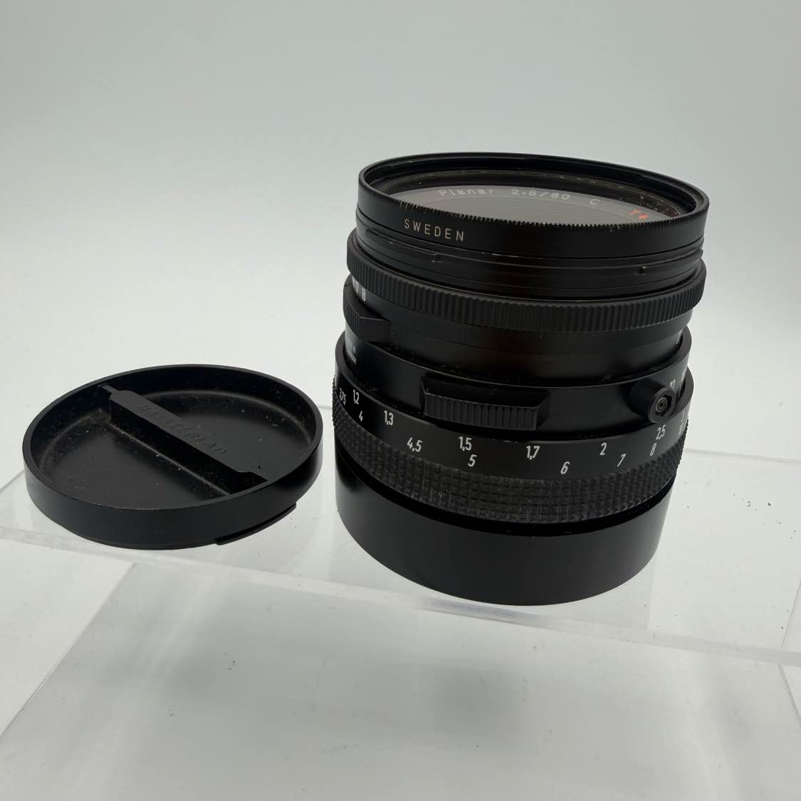 (Used) Hasselblad Carl Zeiss 2.8/80mm C T* Planar with Protection Filter