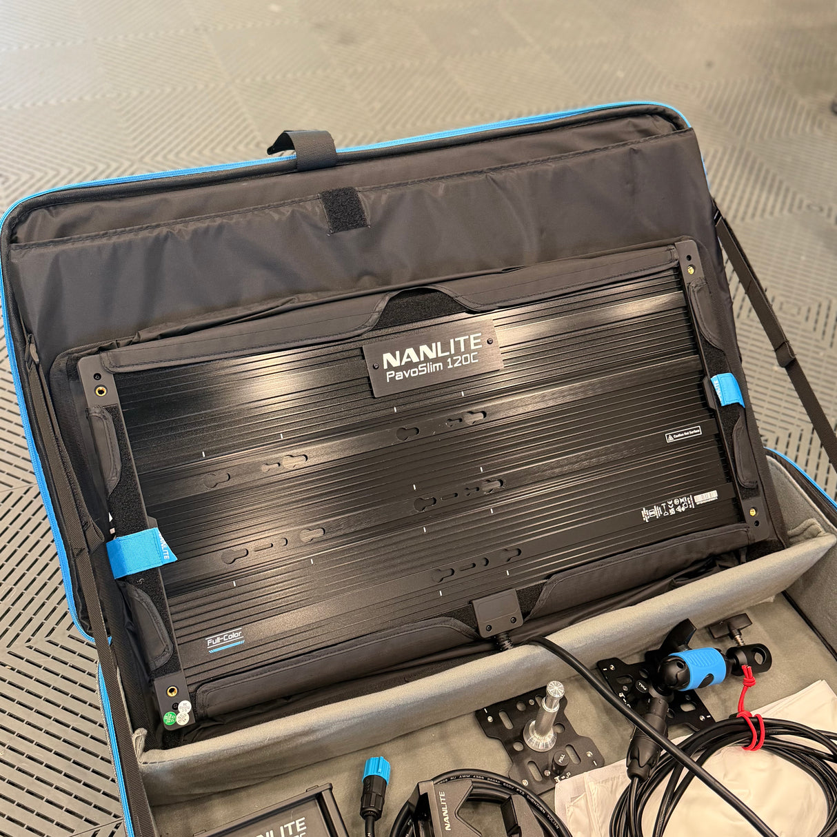 (USED) Nanlite PavoSlim 120C RGB LED Light Panel