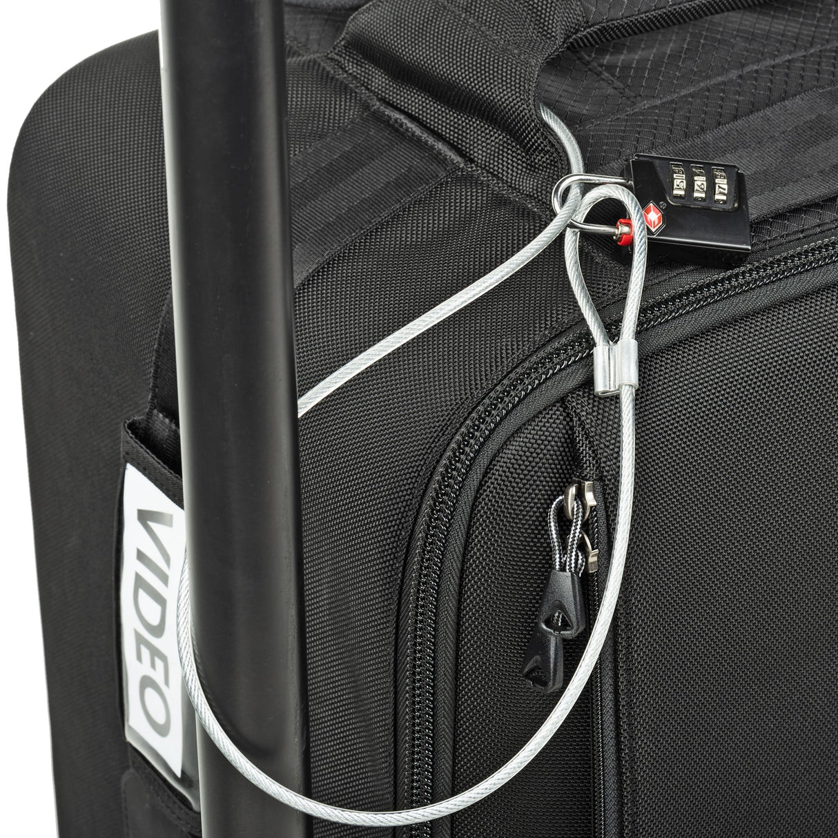 Lockable closure on the Production Manager 50