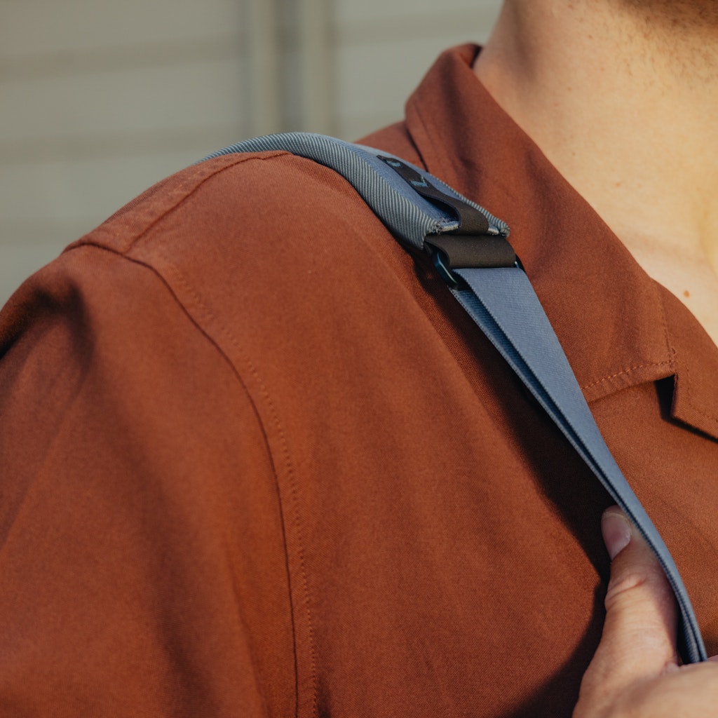 Everyday Messenger | 13L | Ocean