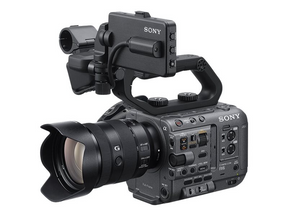Sony FX6 Full-Frame Cinema Camera with FE 24-105mm f/4 G OSS Lens Kit - Image 1