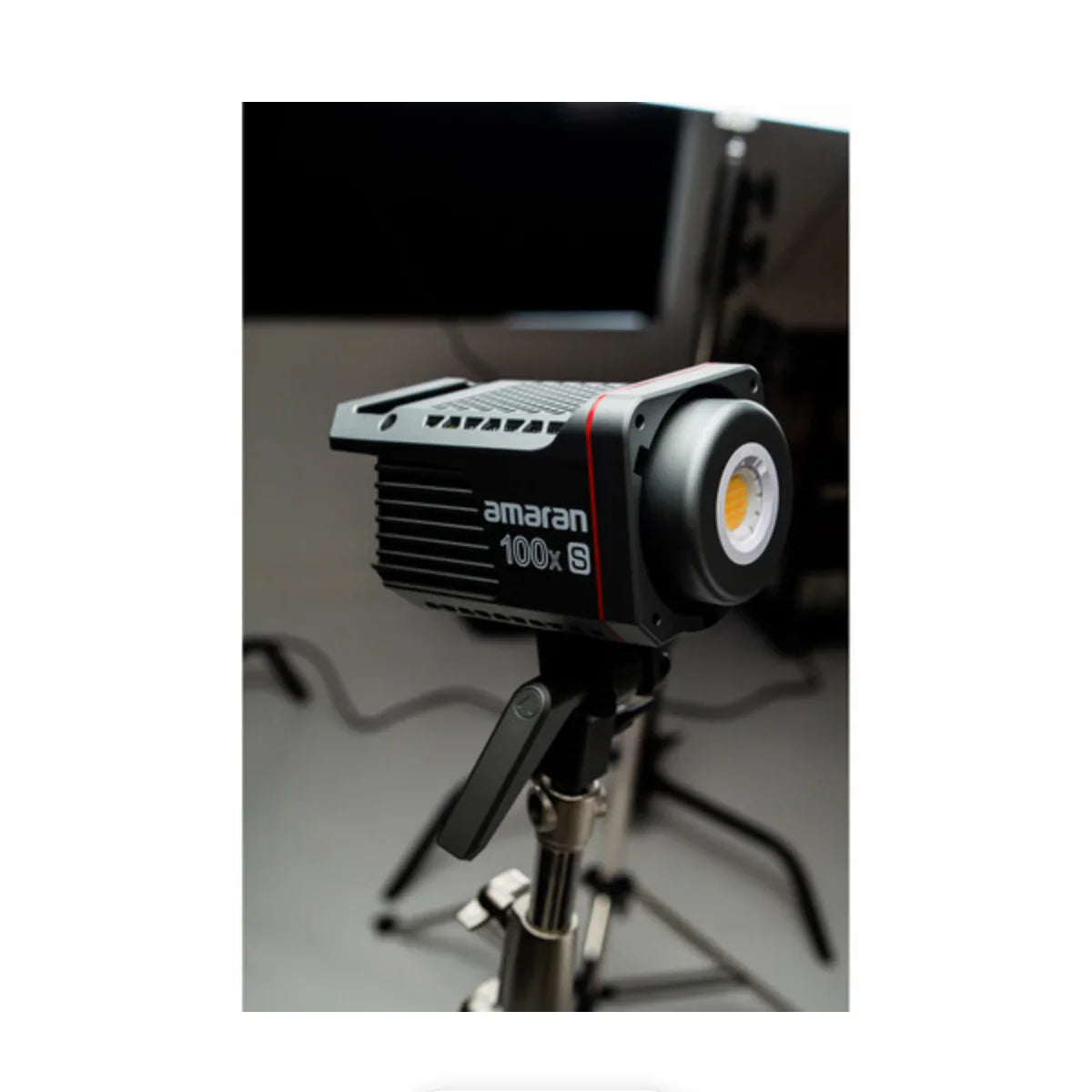 amaran COB 100x S Bi-Color LED Monolight