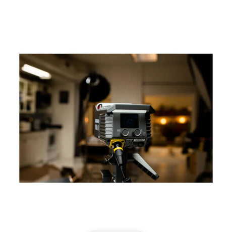amaran COB 100x S Bi-Color LED Monolight