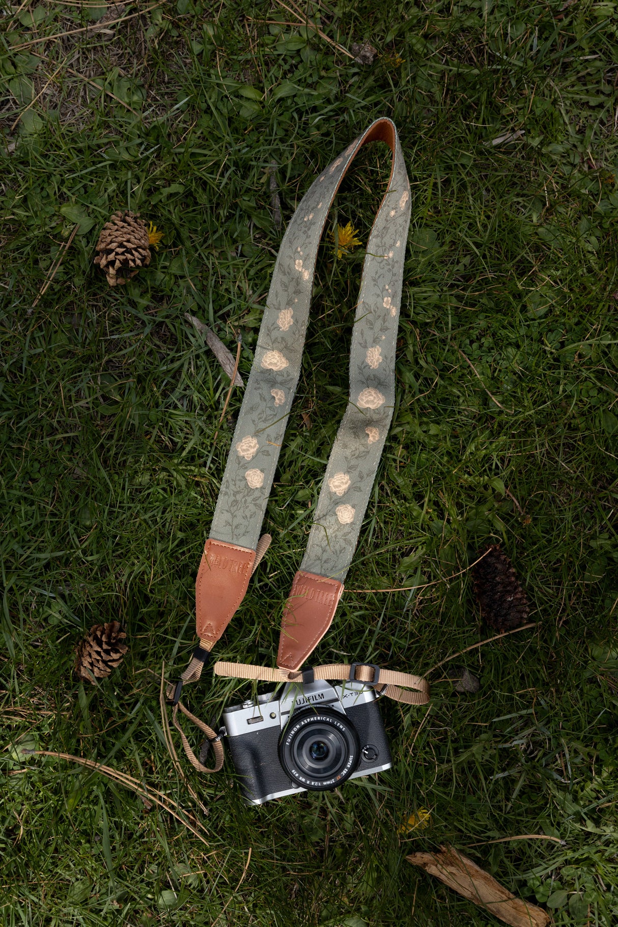 Vine Camera Strap