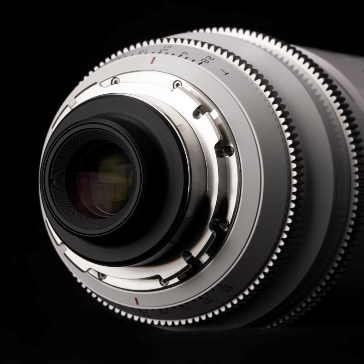 Viltrox EPIC 65mm T2.8 Macro 1.33X PL Full-Frame Anamorphic Cine Lens