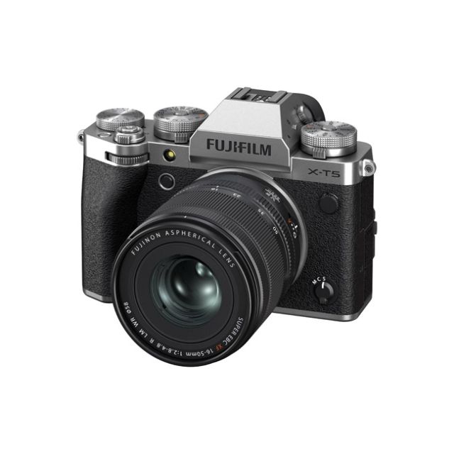 Fujifilm X-T5 MIRrorless Camera (Silver) With Xf16-50mm f2.8-4.8 R Lm Wr Lens Kit