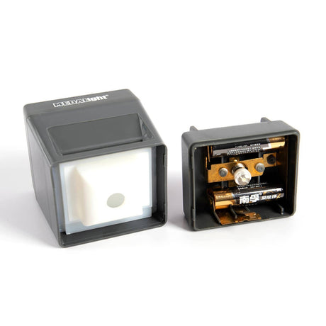 Indipro Tools Medalight SV-2 35mm, 2x2 LED Compact Slide Viewer -2x Magnification