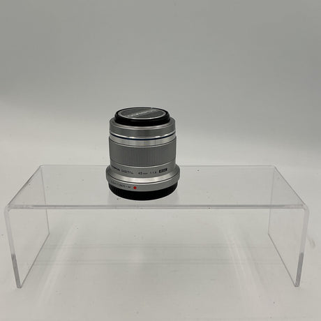 Used Olympus M.Zuiko Digital 45mm f/1.8 MSC Lens