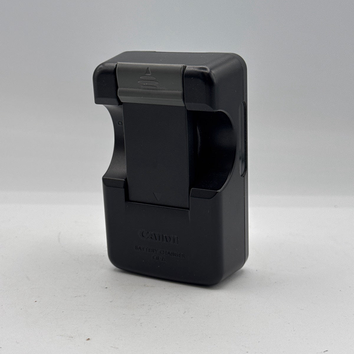 Used Canon CB-2L Battery Charger