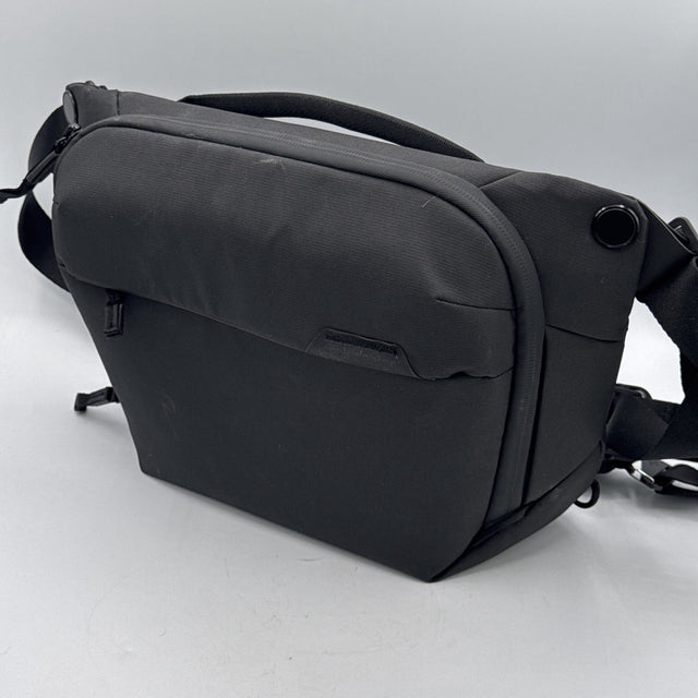 Used Peak Design Everyday Sling 6L