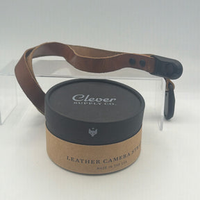 Used Peak design and Clever Camera straps kit