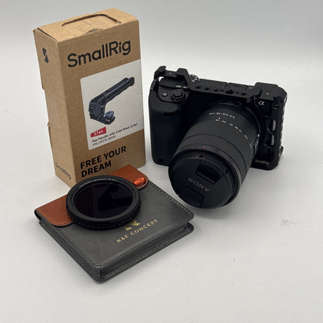Used Sony a6400 with 18-135mm F3.5-5.6 Camera