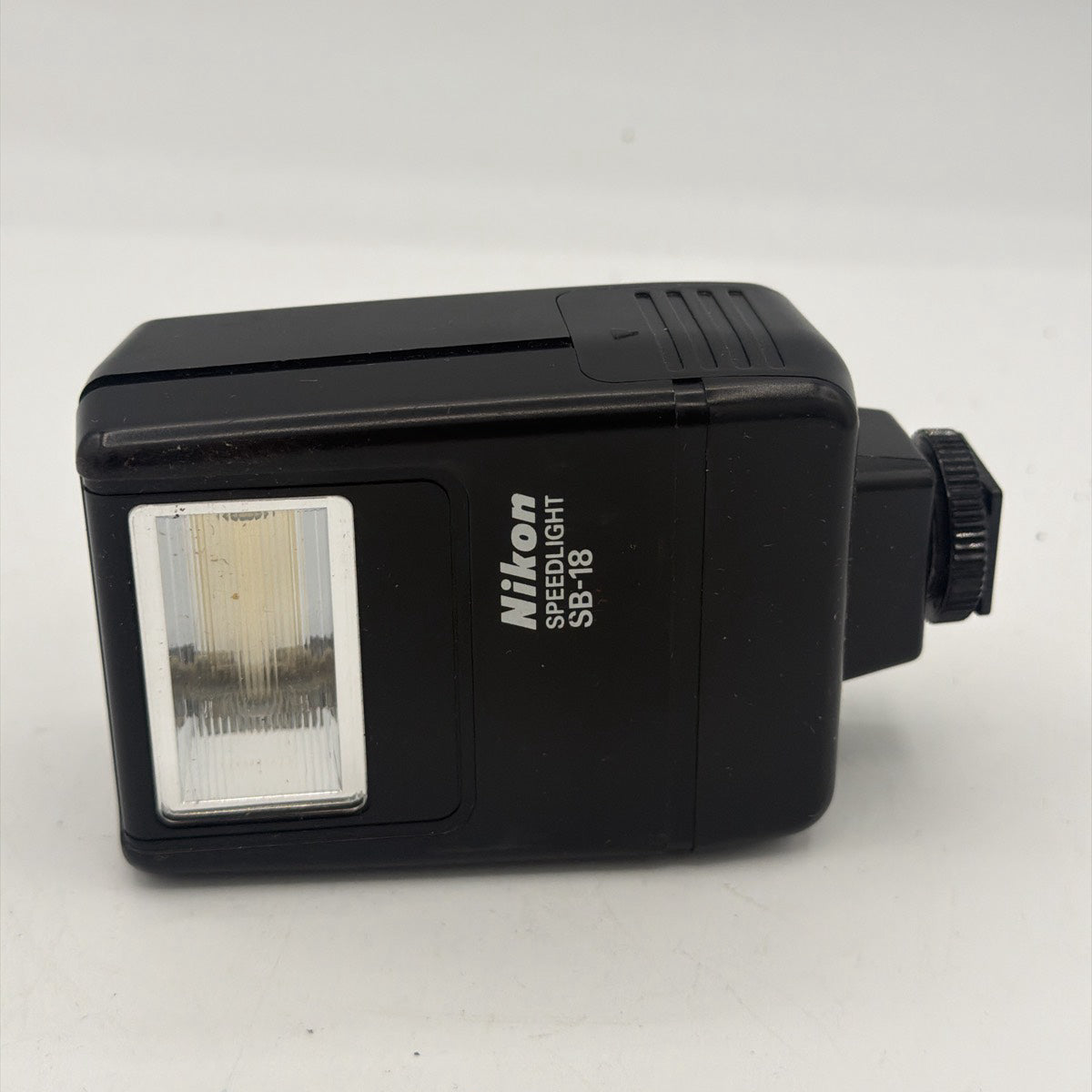 Used Nikon Speedlight SB-18