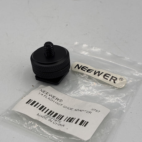 Used Neewer 1/4 Flash Hot Shoe Adapter