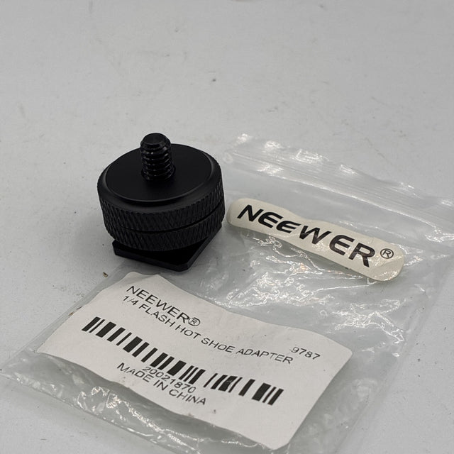 Used Neewer 1/4 Flash Hot Shoe Adapter