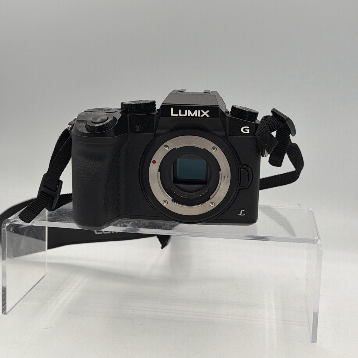 Used Panasonic Lumix DMC-G7 Camera