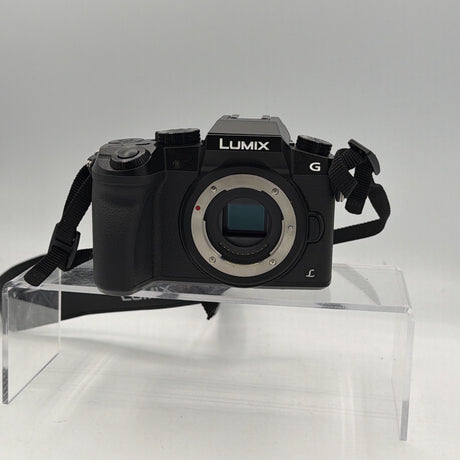 Used Panasonic Lumix DMC-G7 Camera