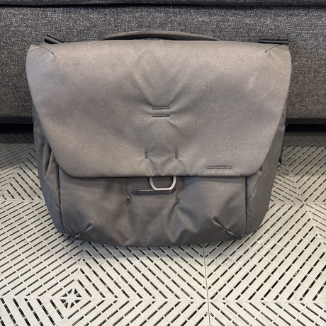 Used Peak Design Everyday Messenger 13L