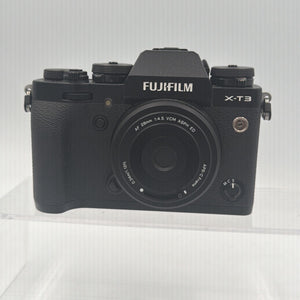 Used Fujifilm X-T3 Mirrorless Camera with 35mm F2 & 28mm F4.5 Lenses