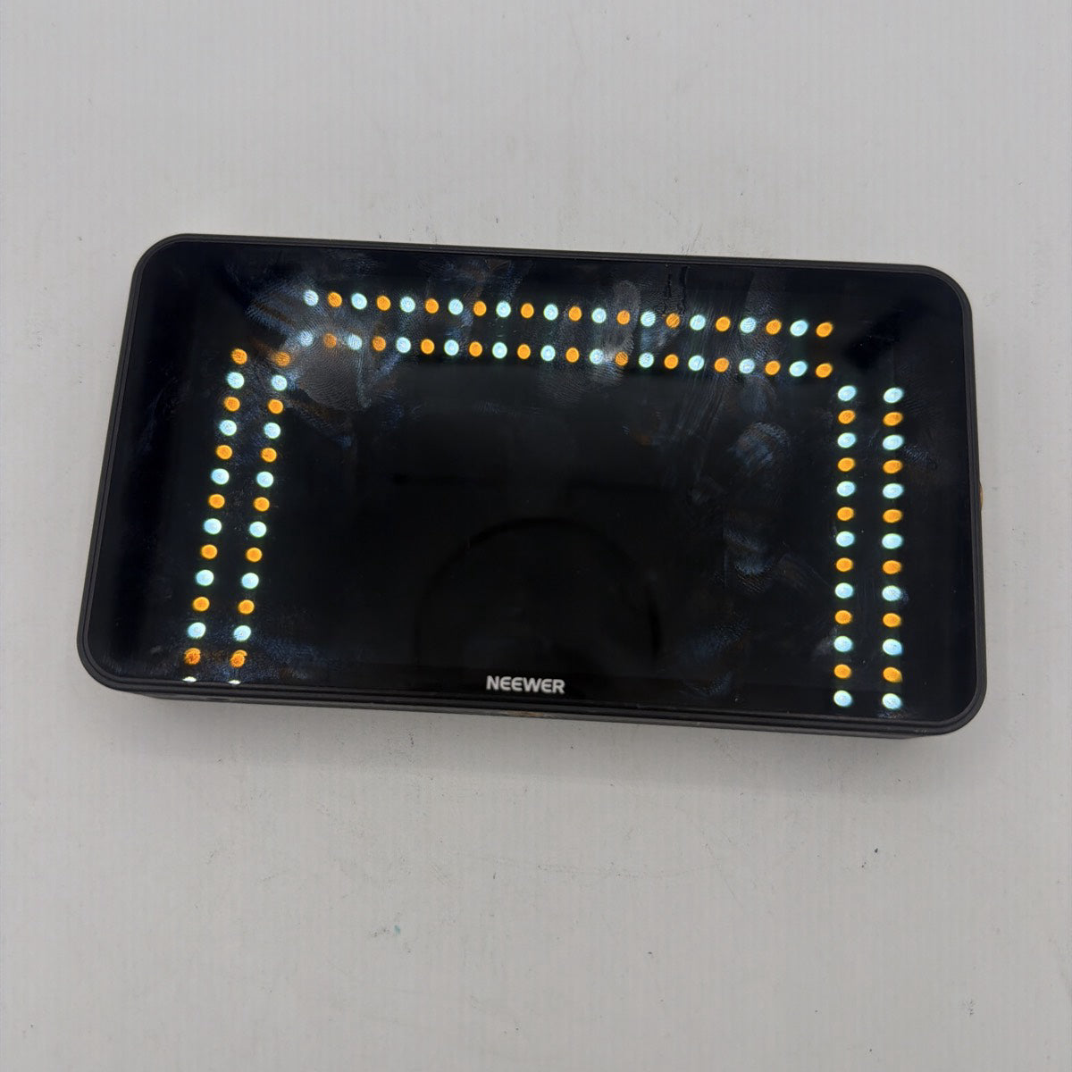Used Neewer F400 PRO LCD Field Monitor