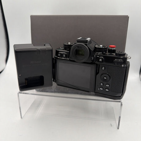 Used Nikon Zf with 40mm Camera