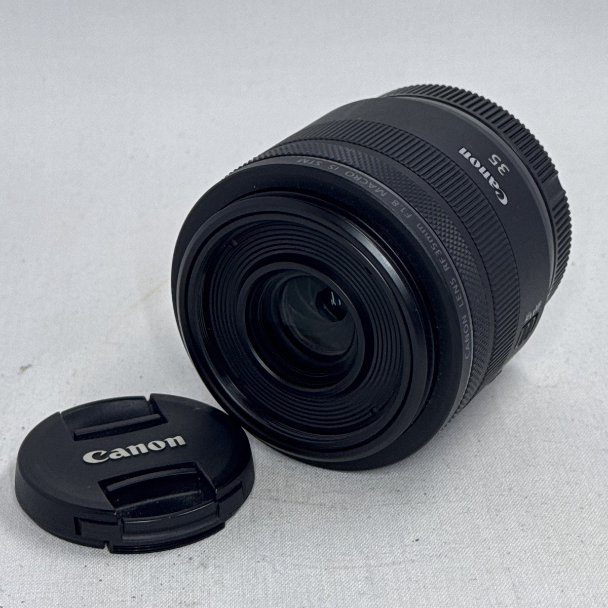Used Canon RF 35mm F1.8 Macro IS STM Lens