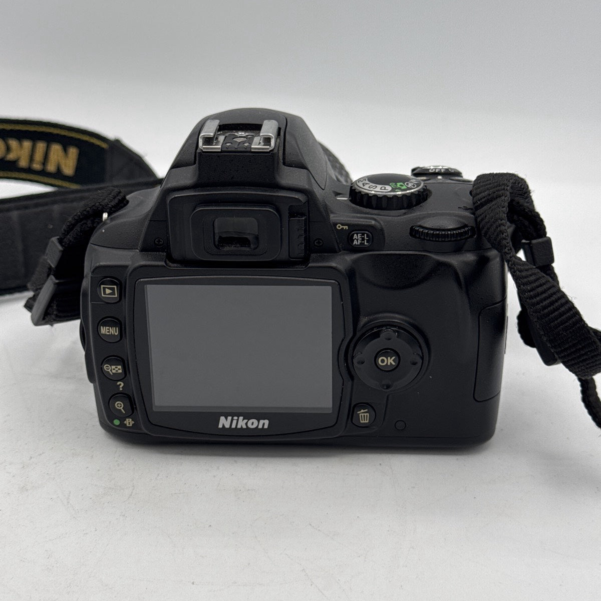 Used Nikon D40 Camera