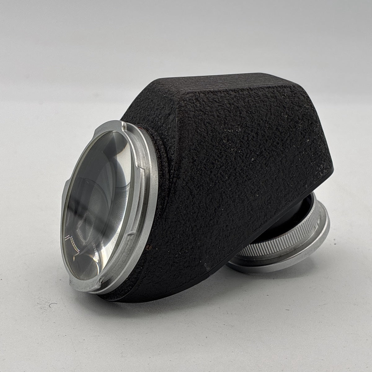 Used Leica (E. Leitz Wetzlar) Winkelsucher / Right-Angle Finder