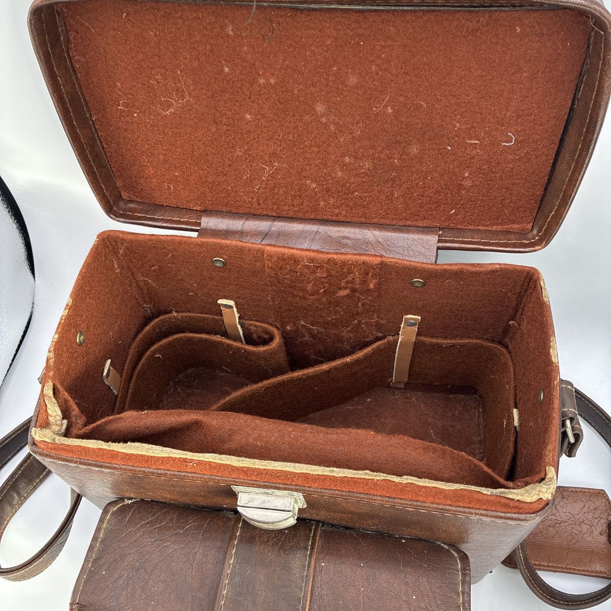 Used Vintage Brown Leather Camera Bag