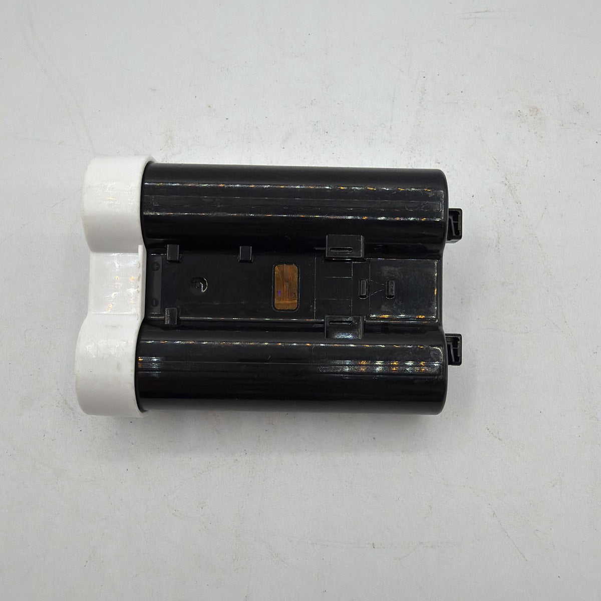 Used Nikon EN-EL18d