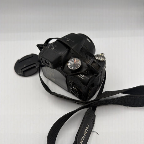 Used Fujifilm FinePix S (28x, 14MP bridge camera)