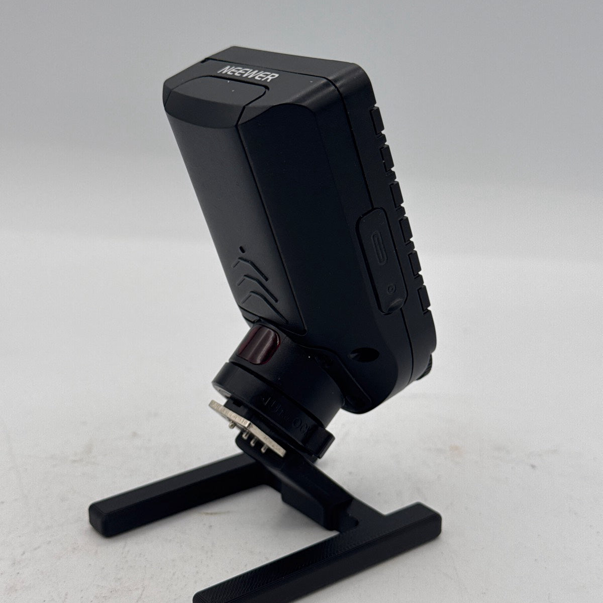 Used Neewer Q Pro-N TTL Wireless Flash Trigger
