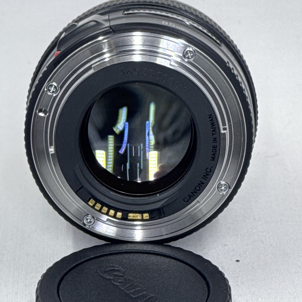 Used Canon EF 85mm f/1.8 USM Lens
