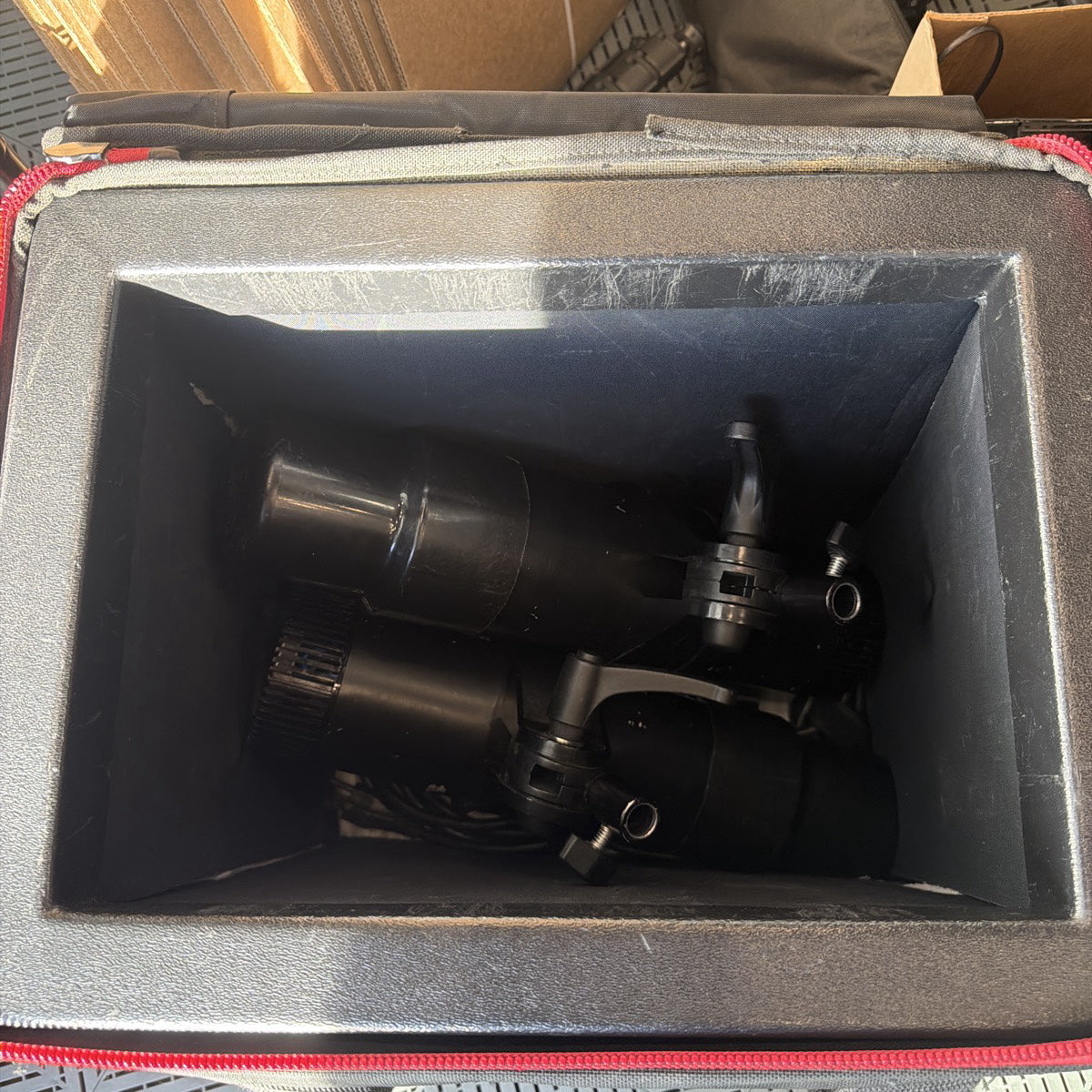 Used Profoto 2 Compact 600R with case