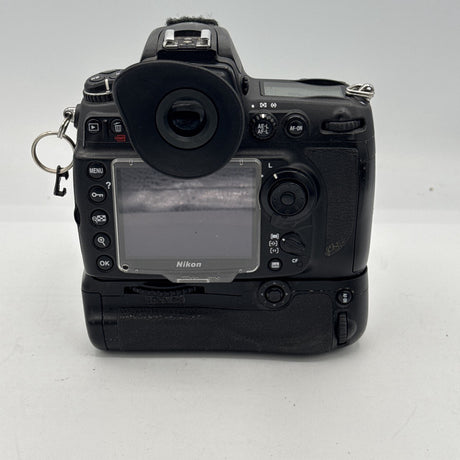 Used Nikon D700 with 18-55mm F3.5-5.6G DX VR & Battery Grip Camera