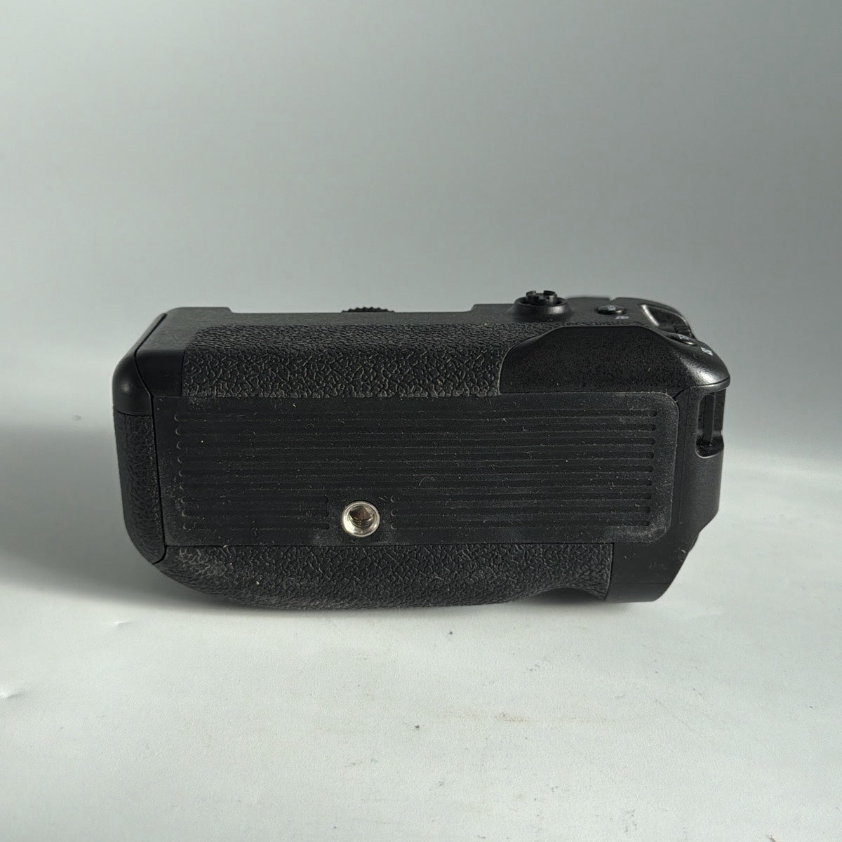 Used Neewer Battery Grip for Sony A9/A7RIII