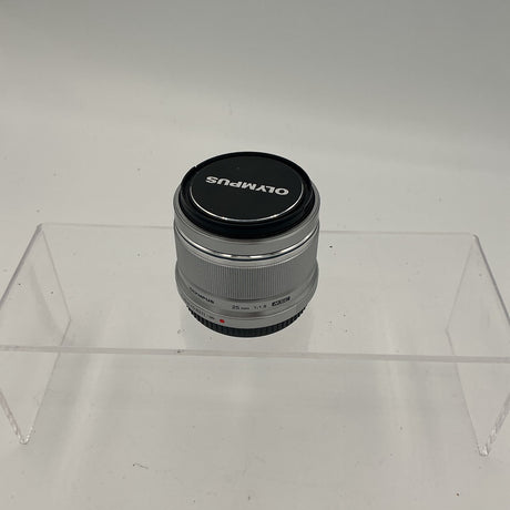 Used Olympus M.Zuiko Digital 25mm f/1.8 Lens