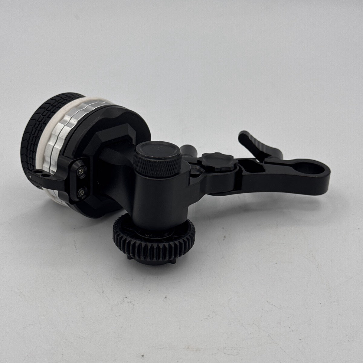 Used Neewer Follow Focus, photo 3