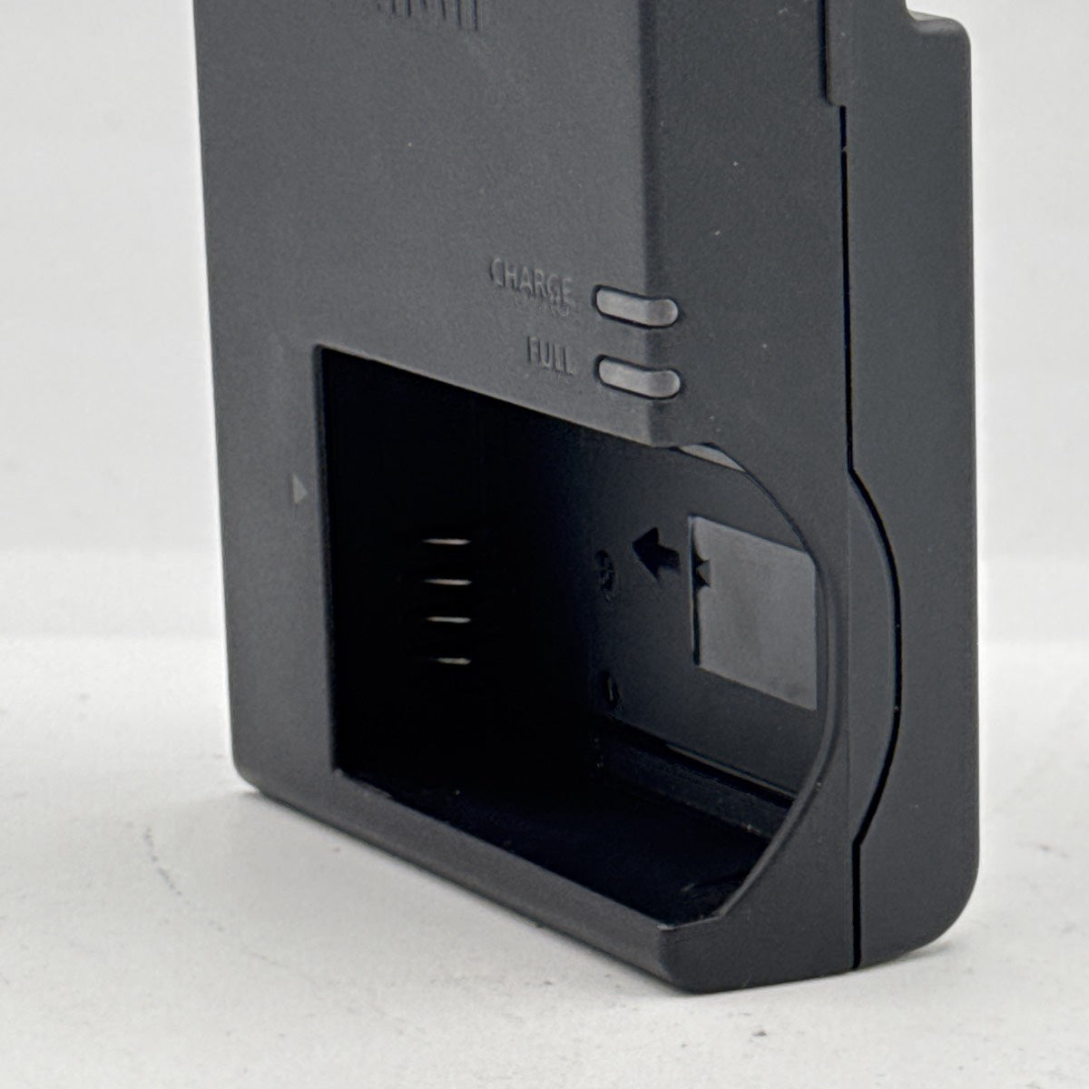Used Canon LC-E17 Battery Charger